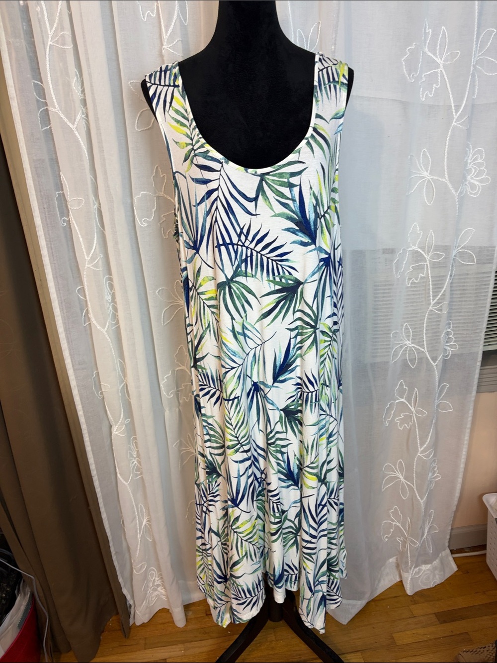 C&C California White Maxi Dress with Blue and Green Palm Print